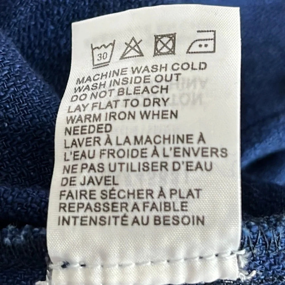 Sandrine Rose Button Front Long Sleeve Mandarin Collar Oversized Shirt - Medium - Picture 11 of 11